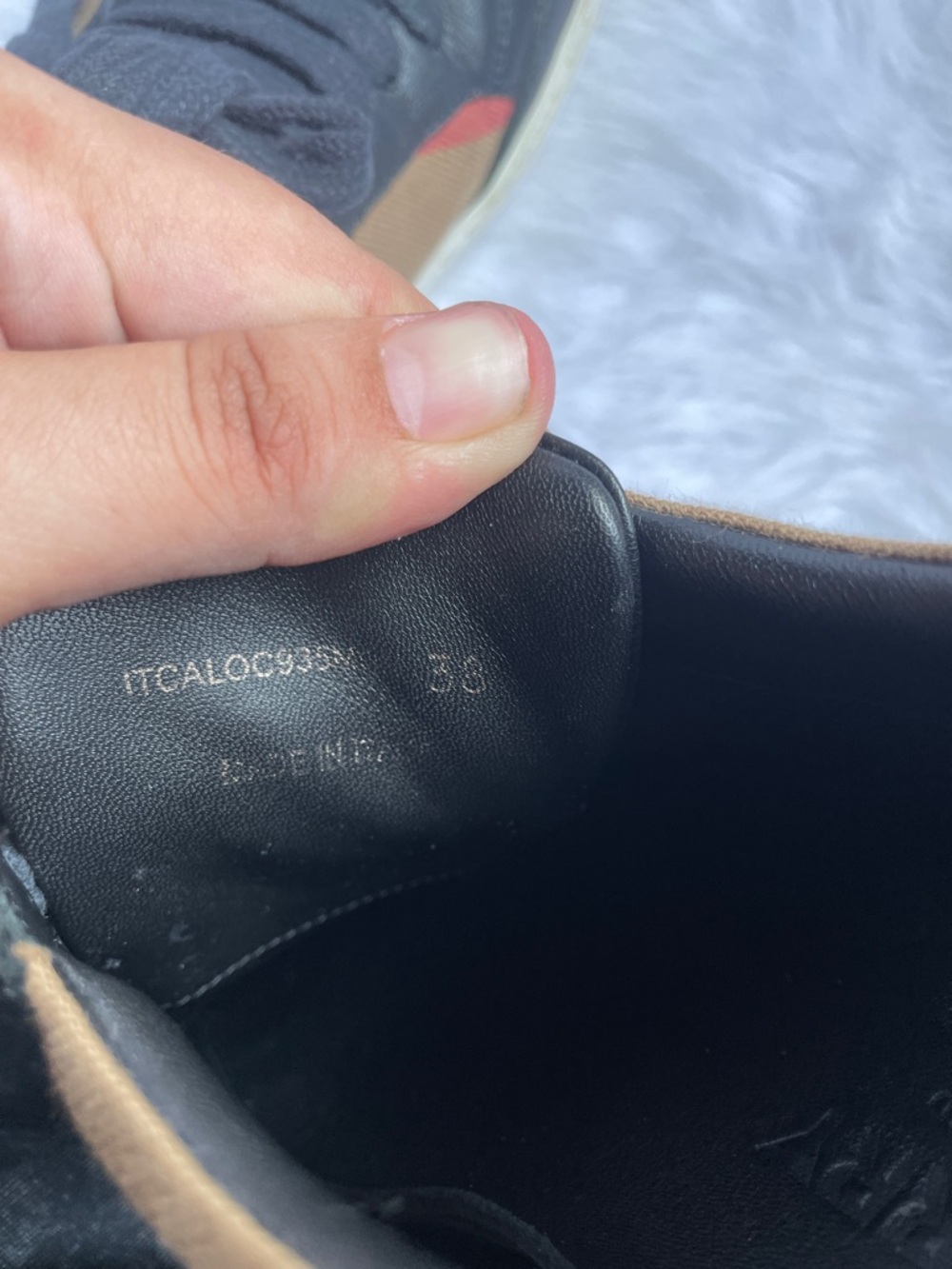 Burberry Black Leather Sneakers with Signature Check Panels - Picture 5 of 7